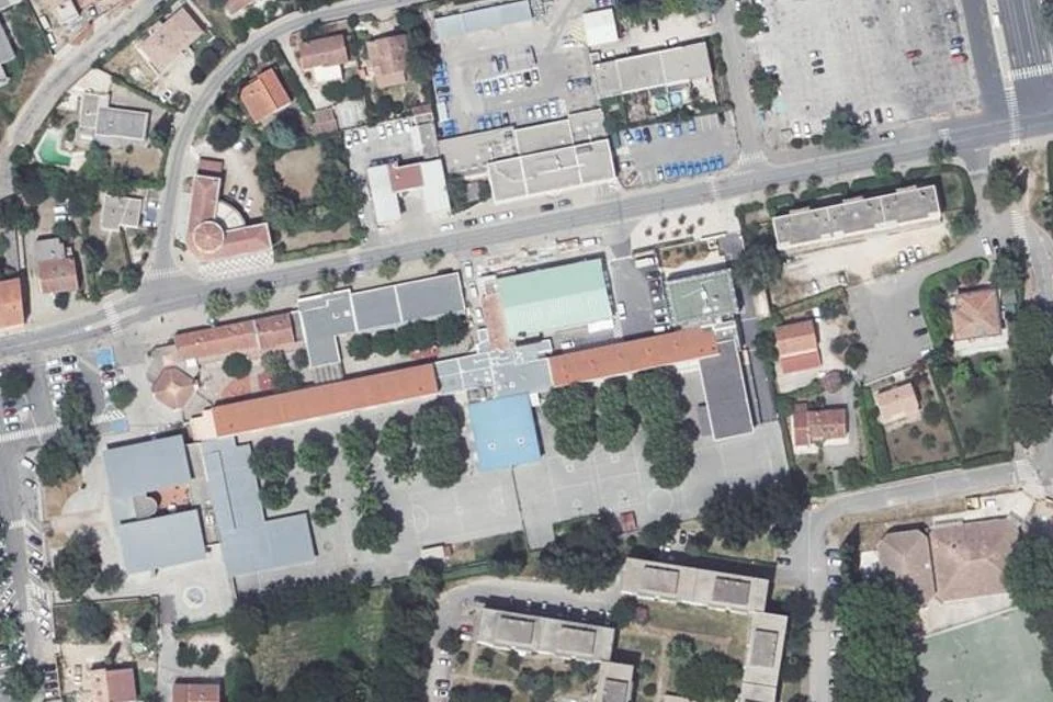 صورة جوية: Avenue Maréchal-Foch ومحيطها في Brignoles