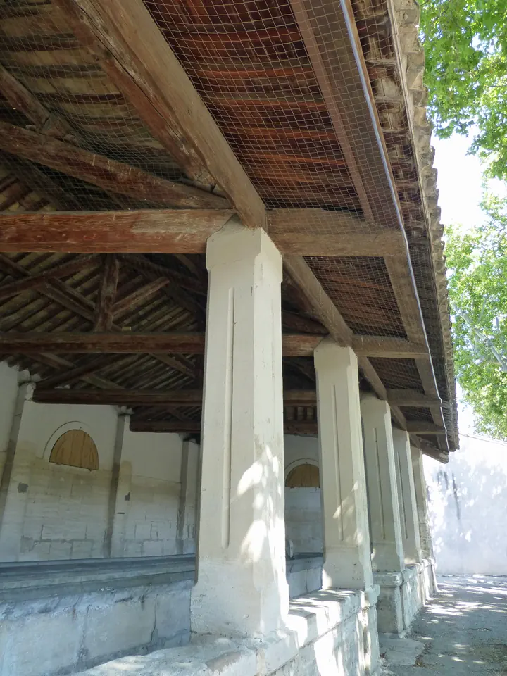 حوض غسل الملابس في Maussane-les-Alpilles