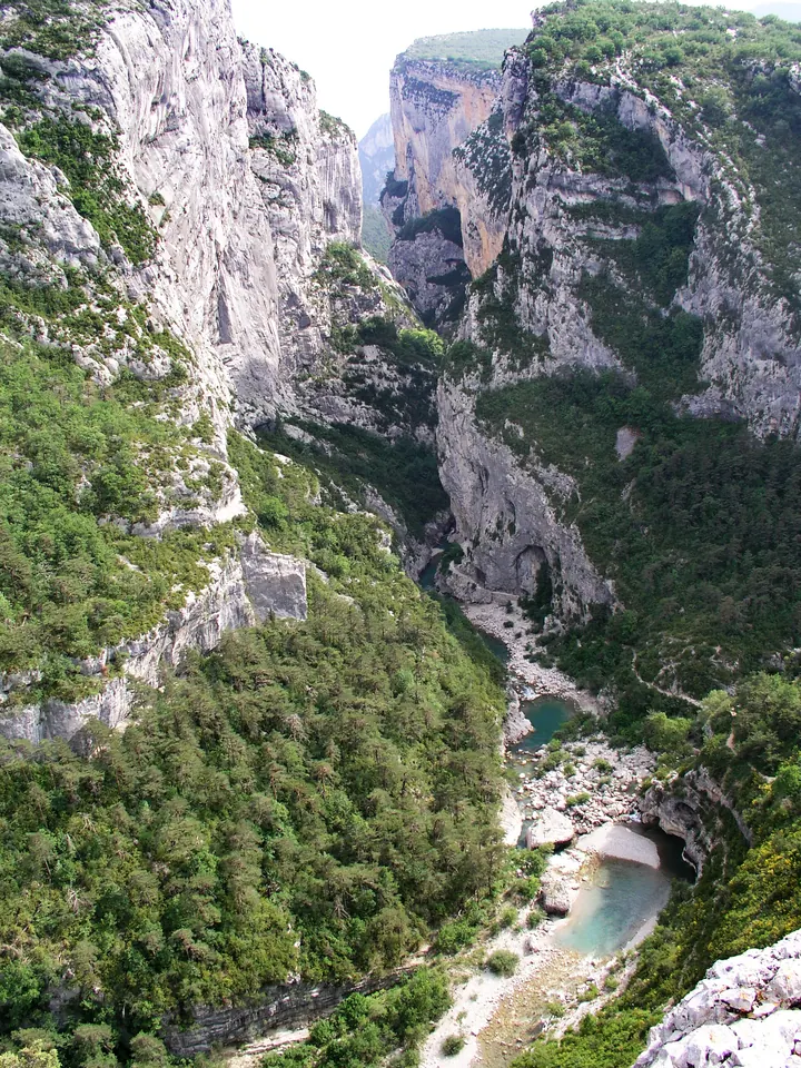خوانق Verdon كما تُرى من Point Sublime