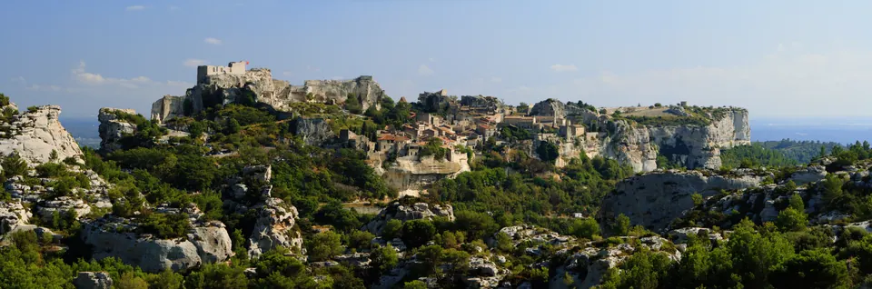 منظر Les Baux-de-Provence من D27 إلى الشمال الغربي