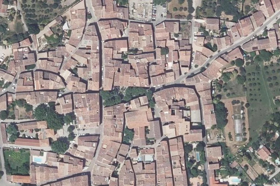 صورة جوية: Place Gambetta في Le Val