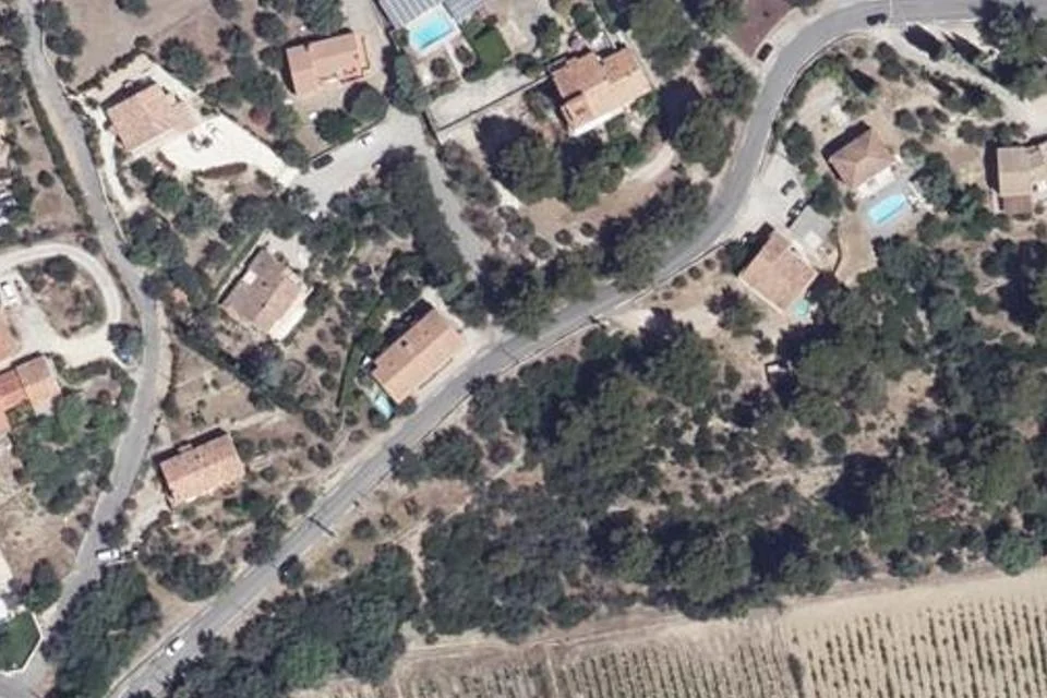 Vue aérienne du lieu de Avenue de la Libération à La Cadière-d'Azur