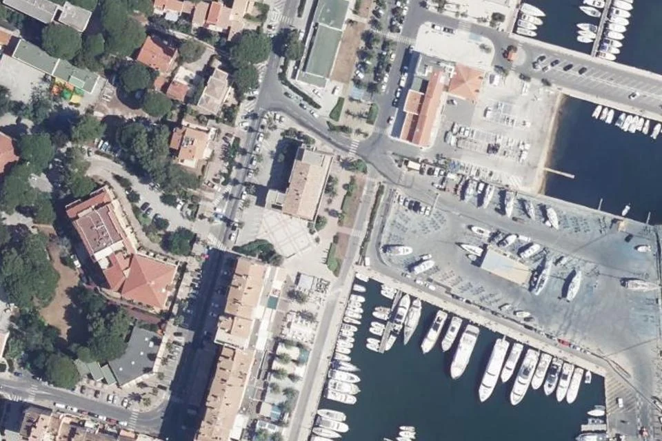 منظر جوي: Parking Robin، port Saint-Pierre، Hyères