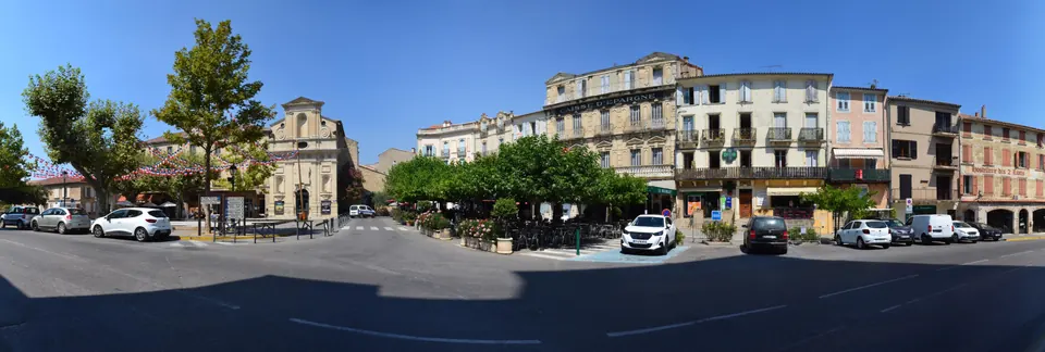 Place du Bourguet und ihre Fassaden in Forcalquier